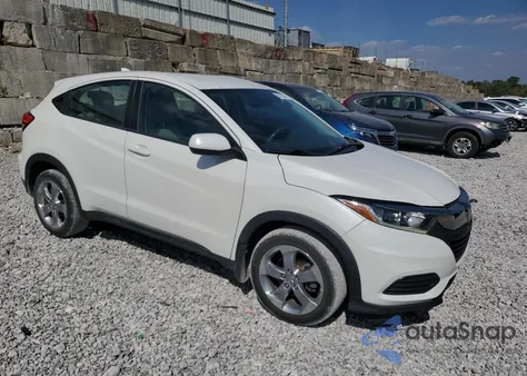 2019 Honda Hr-V Lx from USA, damaged, VIN 3CZRU6H3XKM701832